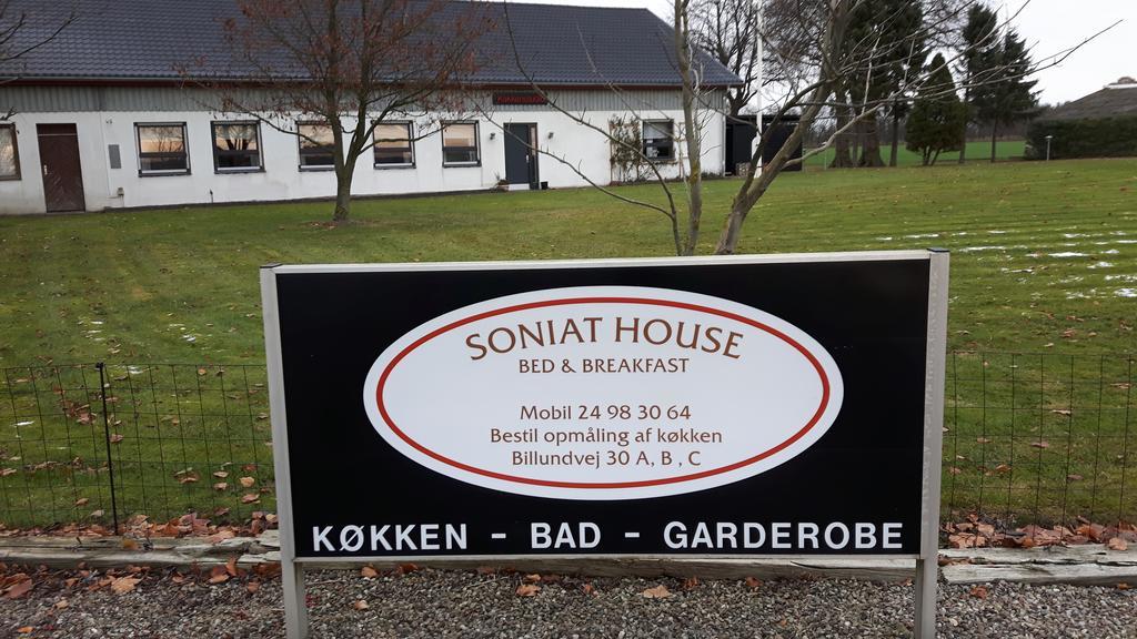 Affittacamere Soniat House Kestrup Esterno foto